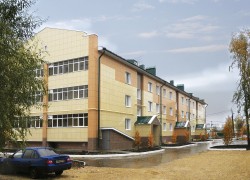 Богатые Cабы (пгт), ул. Строителей, 11